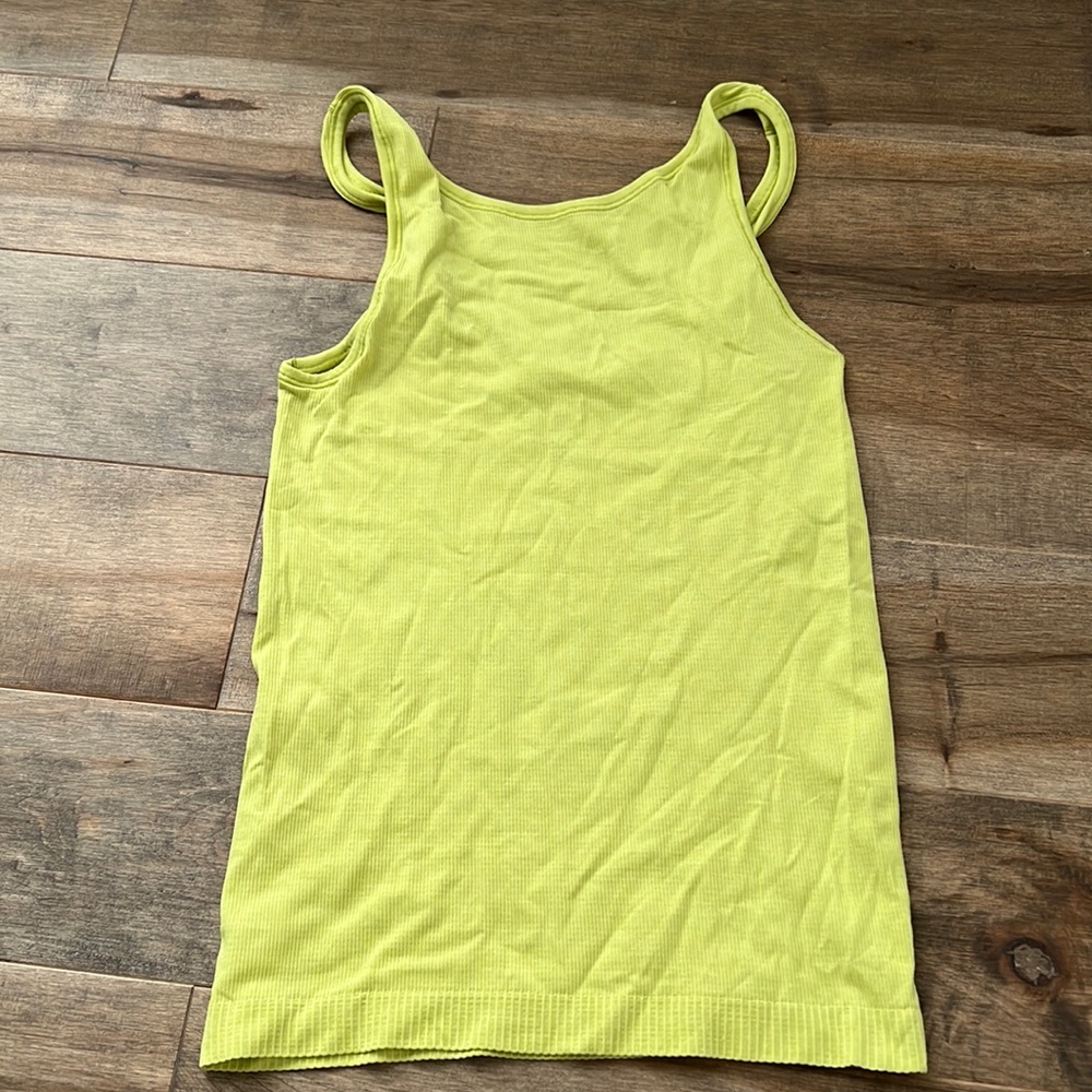 Neon seamless lulu tank